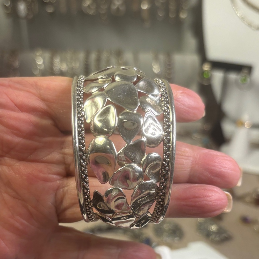 Michael Dawkins Sterling Cuff